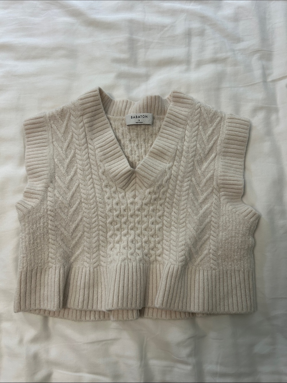 Babaton Cream Cable-Knit V-Neck Sweater Vest Cropped Style